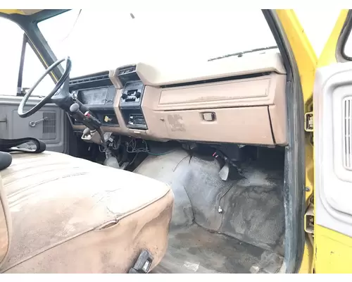 Ford F700 Dash Assembly