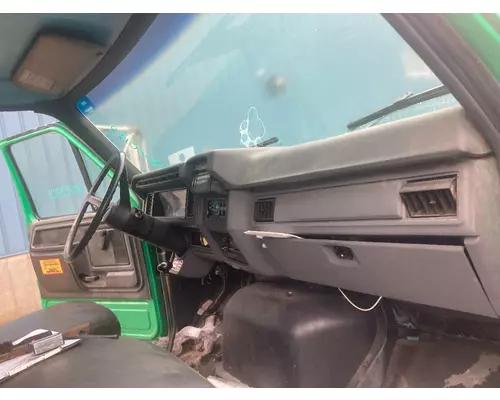 Ford F700 Dash Assembly