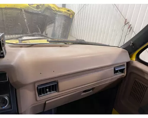 Ford F700 Dash Assembly