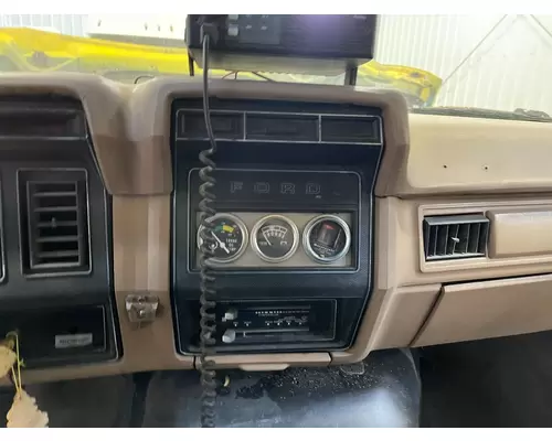 Ford F700 Dash Assembly