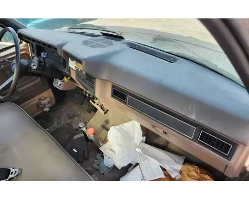 Ford F700 Dash Assembly