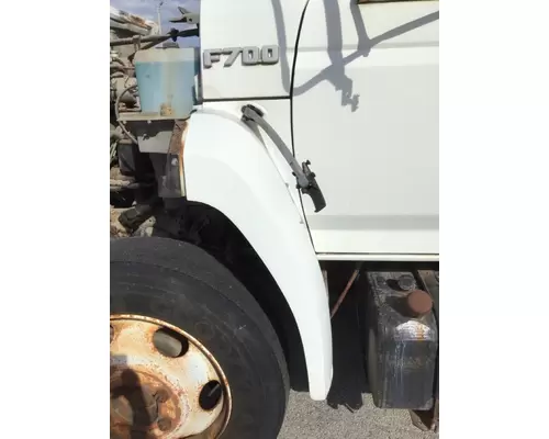 Fender Extension FORD F700 LKQ Heavy Truck - Goodys