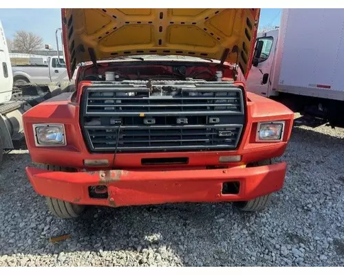 Ford F700 Grille