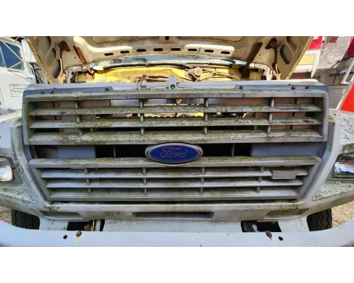 Ford F700 Grille