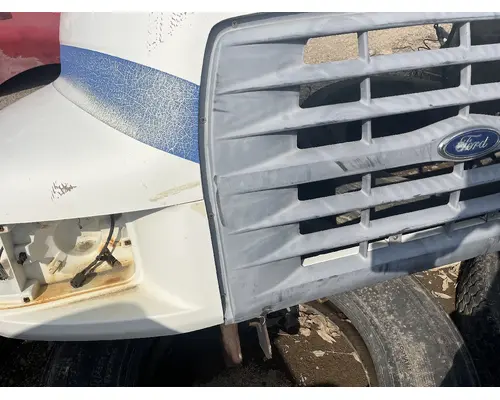 Ford F700 Hood