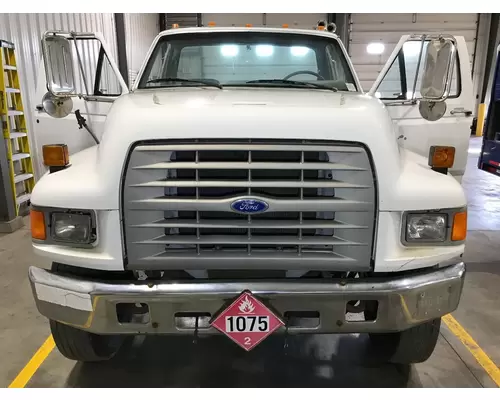 Ford F700 Hood