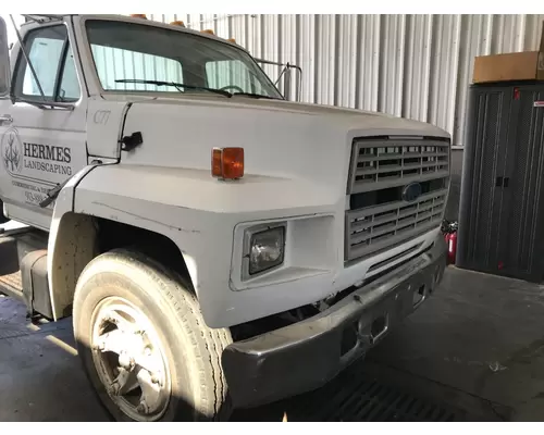 Ford F700 Hood