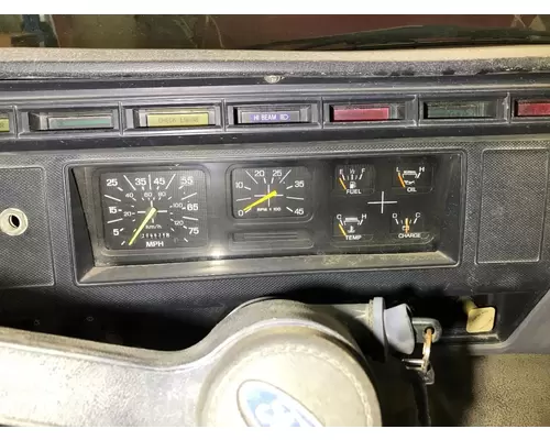 Ford F700 Instrument Cluster