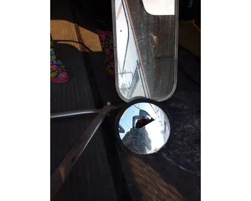 Ford F700 Mirror (Interior)