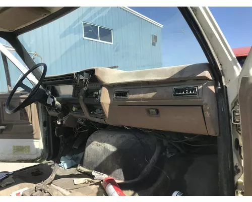 Ford F700 Parts Unit