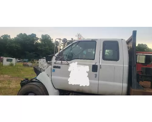 Ford F750 Cab