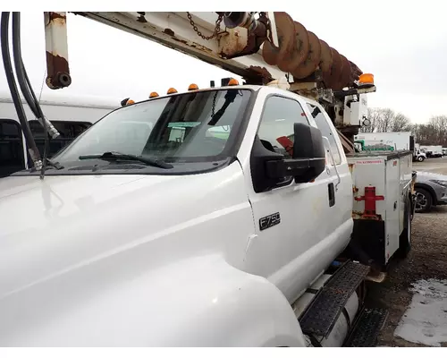 Cab FORD F750 Michigan Truck Parts