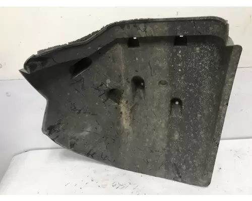 Ford F750 Fender, Inner