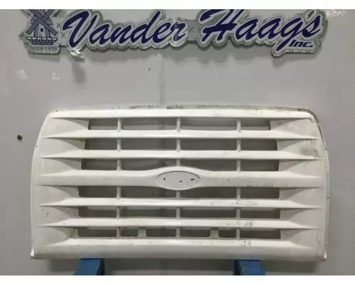 Ford F750 Grille