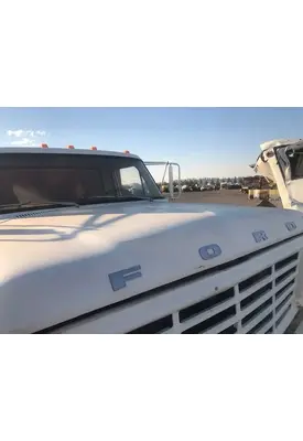 Ford F750 Hood