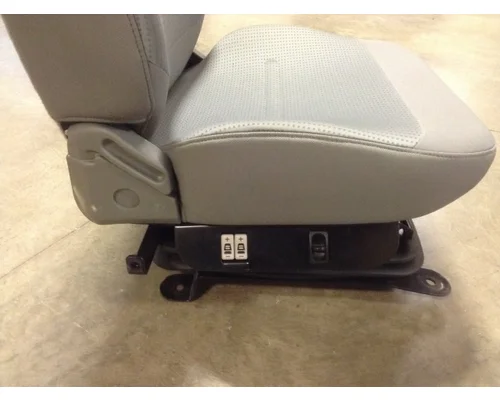 Ford F750 Seat (non-Suspension)
