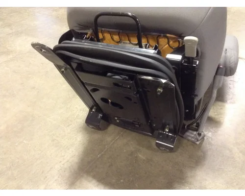 Ford F750 Seat (non-Suspension)
