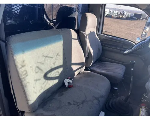 Seat, Front FORD F750 DTI Trucks