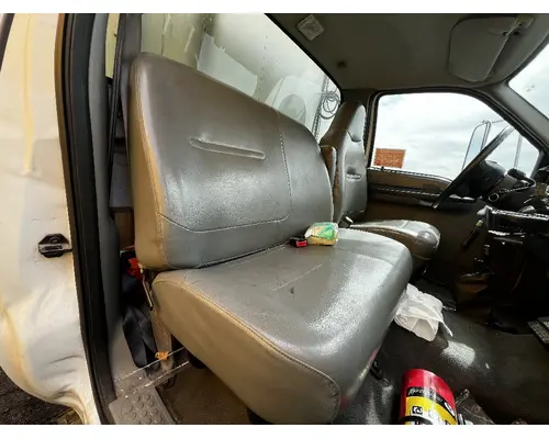 Seat, Front FORD F750 DTI Trucks