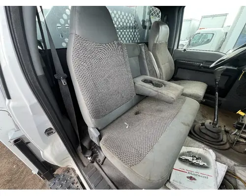Seat, Front FORD F750 DTI Trucks