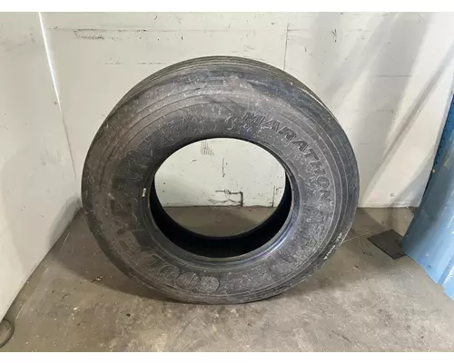 Ford F750 Tires