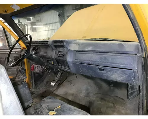 Ford F8000 Dash Assembly