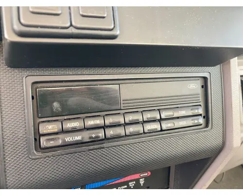 Radio Ford F800 Vander Haags Inc Dm