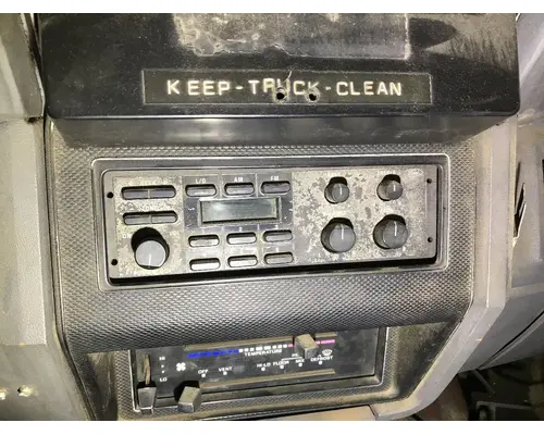 Radio Ford F800 Vander Haags Inc Sf