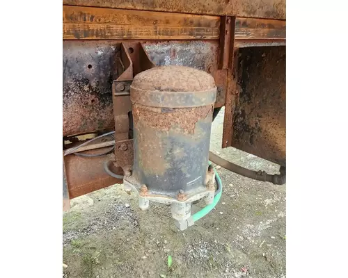 Ford F800 Air Drier
