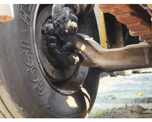 Ford F800 Axle Assy, Fr (4WD)