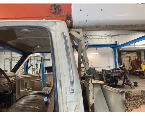 Body Parts, Misc. Ford F800 Vander Haags Inc Sf