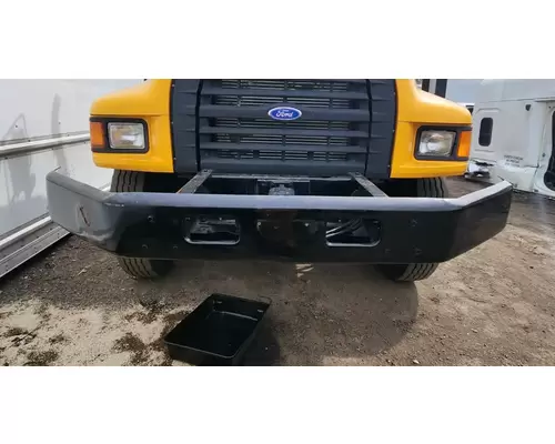 Ford F800 Bumper Assembly, Front