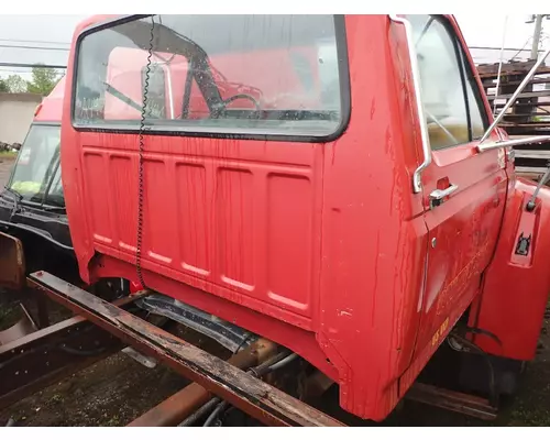 Cab FORD F800 Michigan Truck Parts