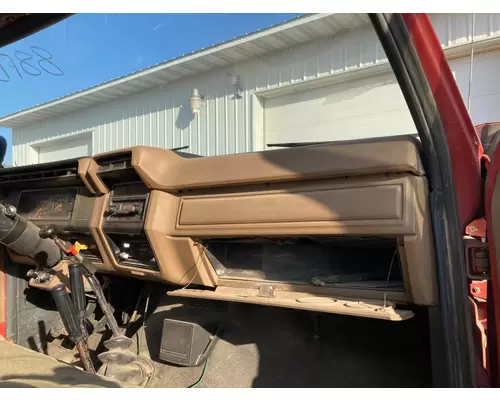 Ford F800 Dash Assembly