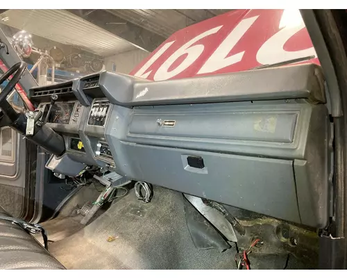 Ford F800 Dash Assembly