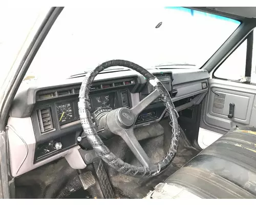 Ford F800 Dash Assembly