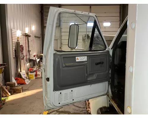 Ford F800 Door Assembly, Front