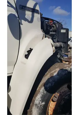 Ford F800 Fender Extension