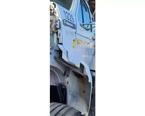 Ford F800 Fender Extension
