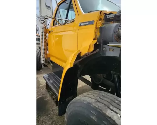 Ford F800 Fender Extension