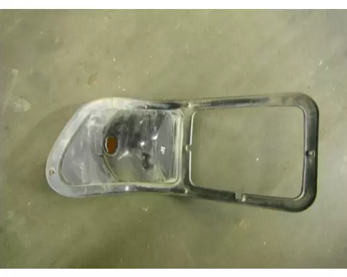 Ford F800 Headlamp Assembly
