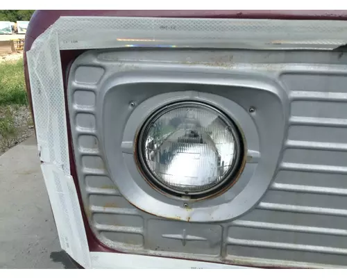 Ford F800 Headlamp Assembly