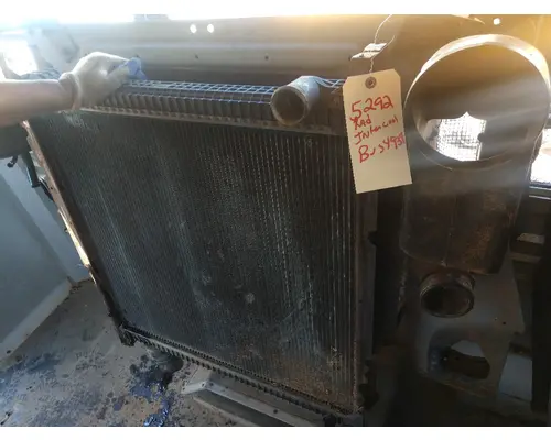 Intercooler FORD F800 Crest Truck Parts