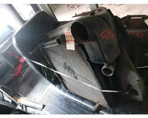 Intercooler FORD F800 Crest Truck Parts