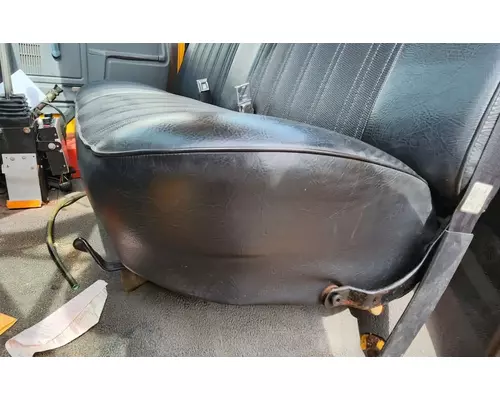 Ford F800 Seat, Front