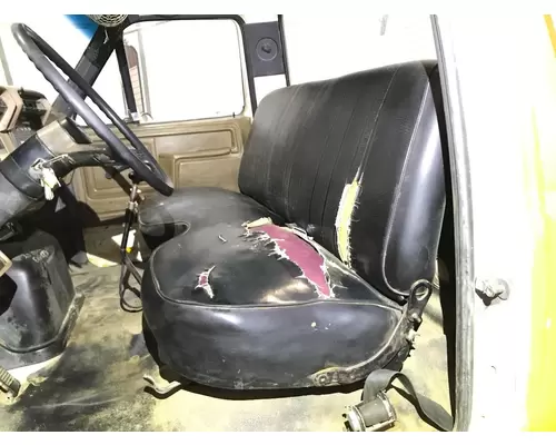 Seat, Front Ford F800 Vander Haags Inc Cb