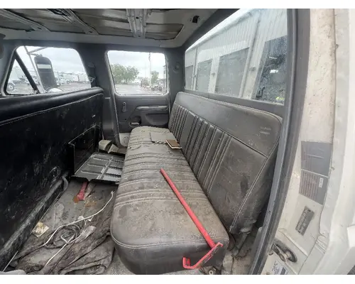 Seat, Front FORD F800 DTI Trucks