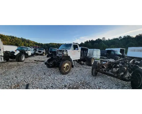 Spindle / Knuckle, Front FORD F800 Crest Truck Parts