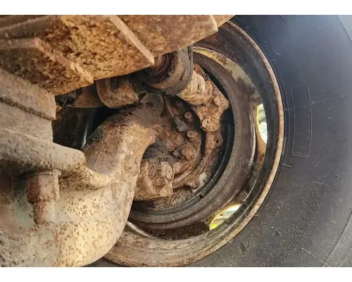 Spindle / Knuckle, Front Ford F800 Complete Recycling Group LLC