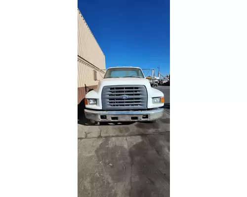 Complete Vehicle FORD F800 American Truck Salvage